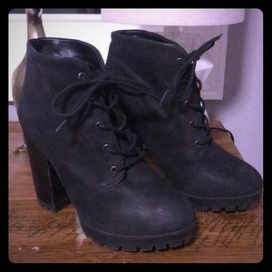 Steve Madden Ricca high heeled bootie